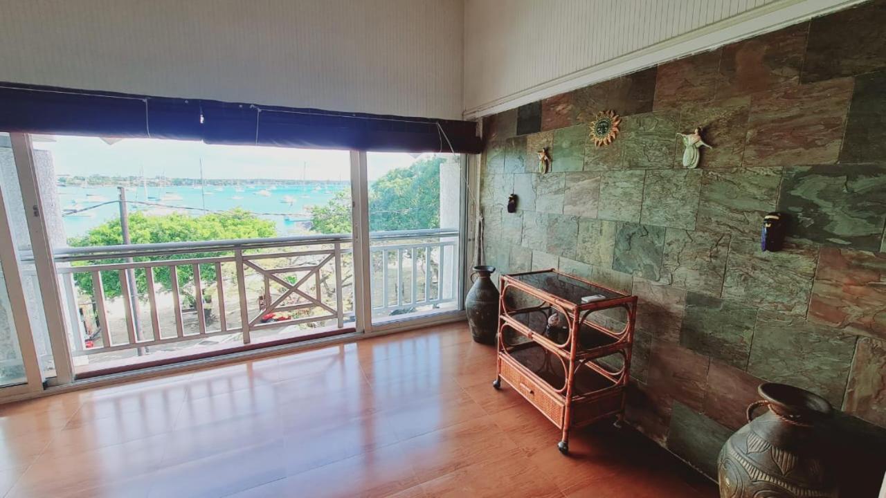 Beachfront Penthouse With Panoramic Ocean View Grand Baie Exterior foto